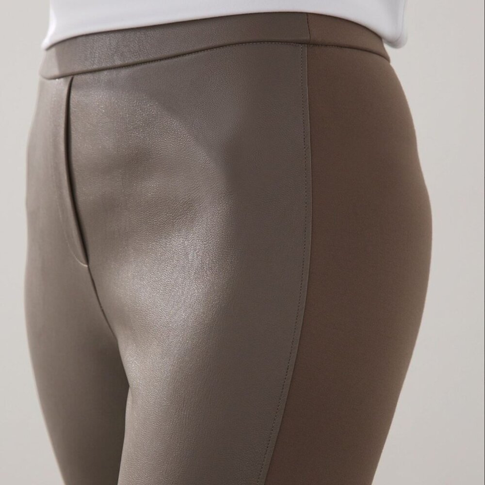 Chicos Faux-Leather Front Ponte Leggings- sz 8 (Chico's sz 1R)